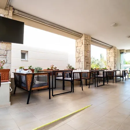 Lagaria Luxury