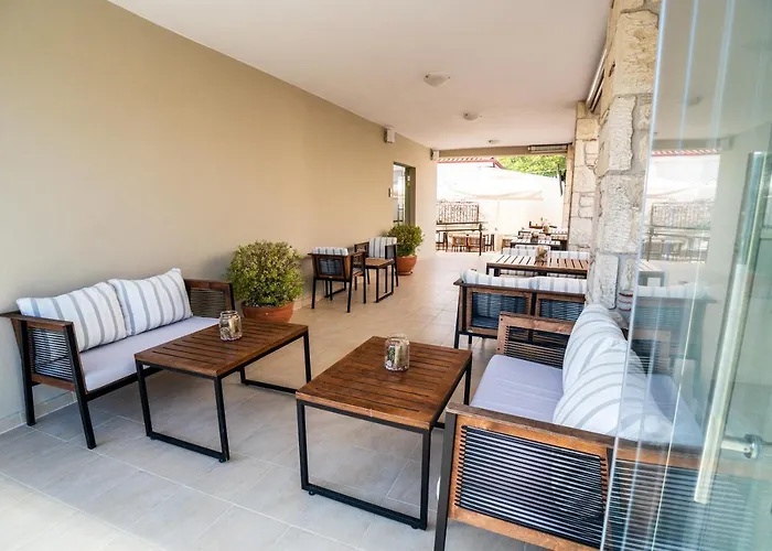 Lagaria Luxury * Asproválta