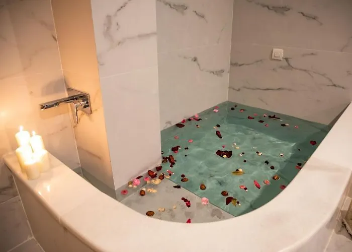 Lagaria Luxury