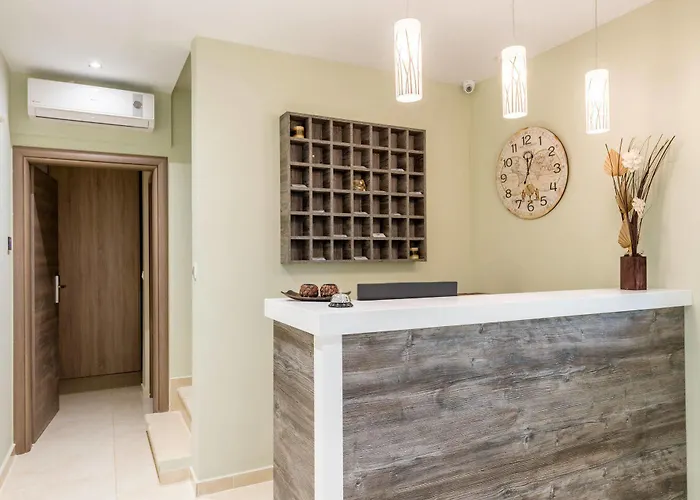 Lagaria Luxury Asproválta