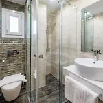 Lagaria Luxury