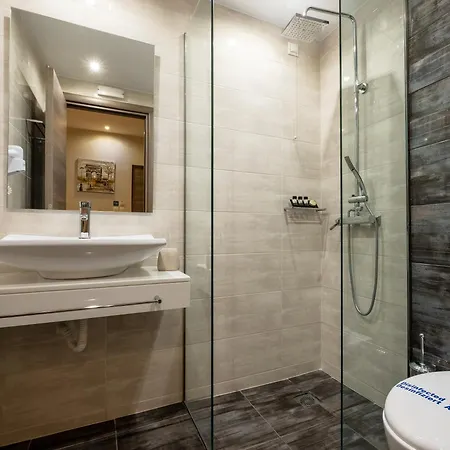 Lagaria Luxury Asproválta