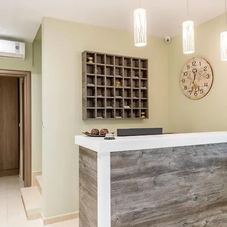 Lagaria Luxury אספרובלטה